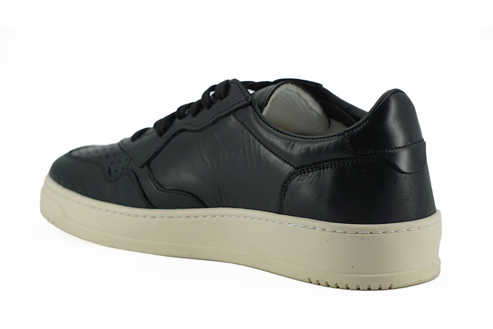 Elegant Black Leather Sneakers - Unisex Style - SEHABRANDS