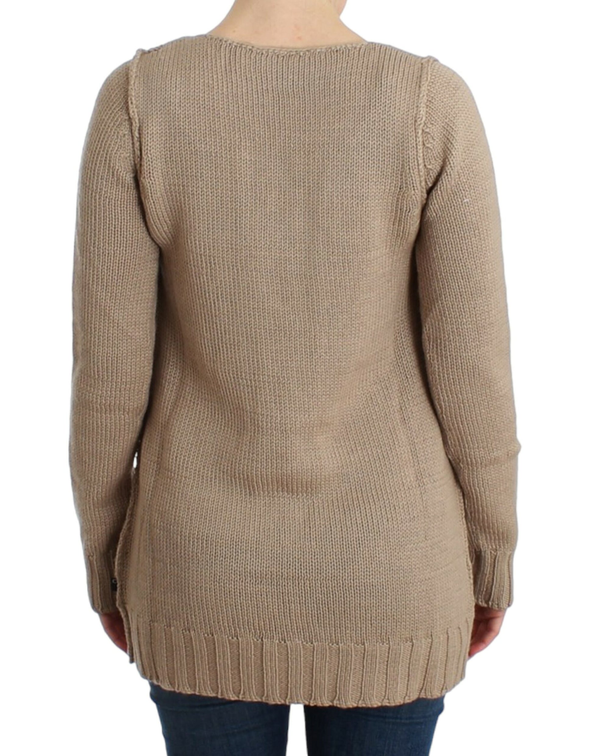 Elegant Beige Knitted Crew Neck Sweater - SEHABRANDS