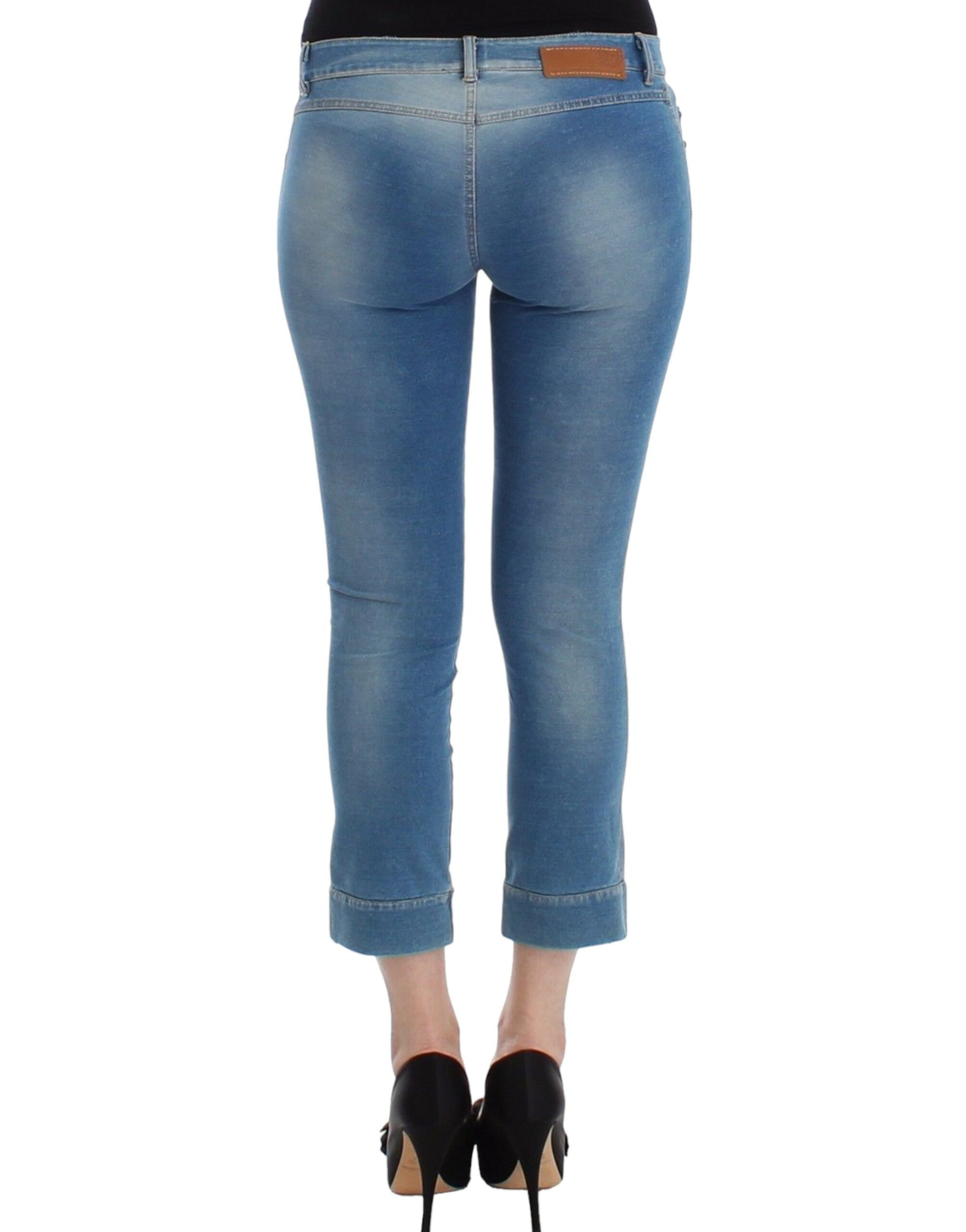 Chic Blue Capri Jeans for Elegant Summers - SEHABRANDS