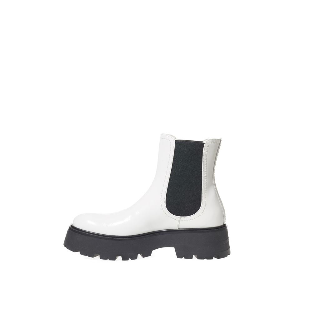 Elegant Monochrome Leather Boots - SEHABRANDS